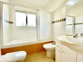 Mila 3 bedrooms, air-con, free wifi - Image 2