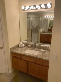Executive Villa with south facing private pool & spa <10 miles to Disney/Golf - Image 3