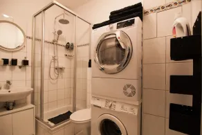 BAUHAUS Design-Luxus Apartment, 20er Jahre Stil, Garten - Image 2