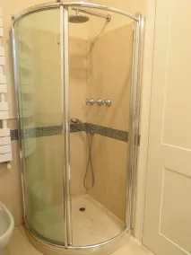 Appartement lumineux et élégant dans le quartier Fiera de Milan - Image 3