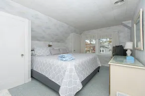 4 Schlafzimmer Haus am Wasser ideal für Familien! In der Nähe von Annehmlichkeiten, Canal & More! - Image 4
