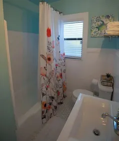 Casa Colorida: Private Pool & 10 min to Fort Lauderdale Beach and Las Olas - Image 5
