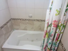 Private home close to BEACH, RAIN FOREST - Image 4