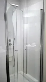 Espectacular apartamento de 3 habitaciones junto al Retiro - Image 2