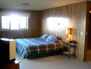 The Cabin at Double Eagle - A large home on beautiful Stone Lake! - Image 4