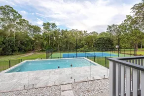 Glasshouse Retreat QLD - Image 2