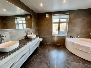 Hardangerfjord hideaway - luxury heritage home near Norheimsund, Kvam - Image 3
