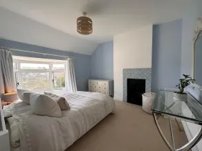 Stunning Views and Countryside. Cotswolds, Bath. Sleeps 6 - Image 4