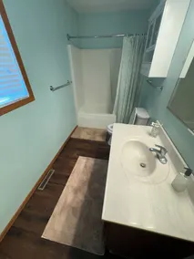 2000 sq ft home with a swimming pool and a  hot tub - Image 3