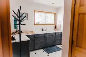 Custom Family Beach House - Pet & Child Friendly - Image 5