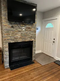 2 bedroom near Broadripple. 15 minutes from Downtown - Image 3