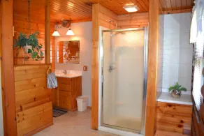 Summer Special!!! 20% discount on week stay!!! Log Home on Cisco Chain of Lakes - Image 2
