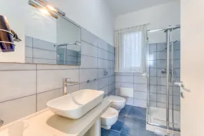 Superb villa with pool and 180° sea view - Image 4