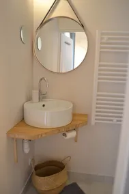 Charmantes Ferienhaus für 10 Personen, privater Pool, umzäunter Garten - Image 5
