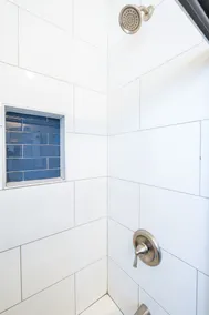 Beautiful 2 bedroom with Views & Best Location in Central San Diego - Image 4