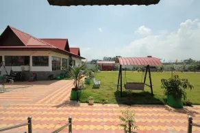 Luit Blue Homestay And Resort - Image 4