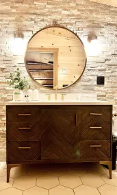 NEW ADIRONDACK LUXURY CABIN WITH YEAR-ROUND HEATED PLUNGE POOL - Image 3