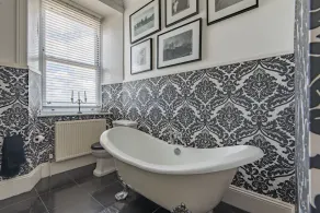 Abbots Cliff House by Bloom Stays - sleeps 10 guests  in 5 bedrooms - Image 3