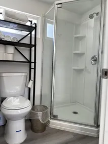 Tiny house, private with Free parking. - Image 3