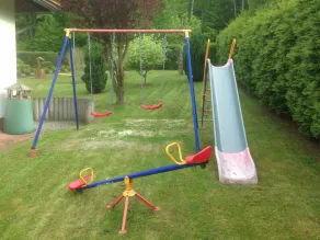 Ferienhaus für 8 Gäste mit Pool, Kamin, Spielplatz, großer Garten - Image 4