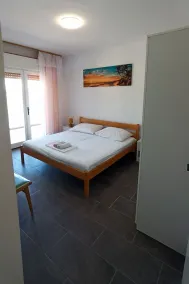 Four-bedroom apartment near beach Supetarska Draga - Donja, Rab (A-5042-a) - Image 5