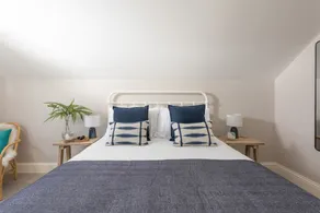 The Haybarn - Hot Tub - Free WiFi & Parking - Pets Welcome - Image 5