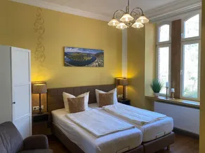 Ferienwohnung Vier Jahreszeiten - Hotel Haus Hohenzollern/haus Ambiente - Image 3