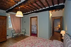 La Principessa  Tuscan farmhouse with pool on wine road of Montecarlo-Lucca - Image 5
