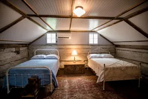 Original Circa 1818 Oak Lodge - Image 4
