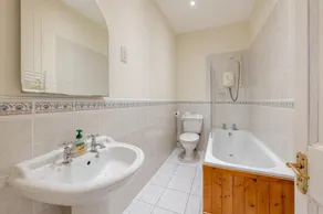 Oak Cottage - Image 4