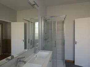 Casa histórica con amplio jardín y comodidad moderna en Nonvilliers - Image 2