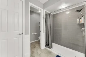 Nur 3 Minuten bis zum Strip! Große Ferienwohnung, Spielhalle, Pools, Whirlpool, Sauna, Golf und Shows! - Image 2