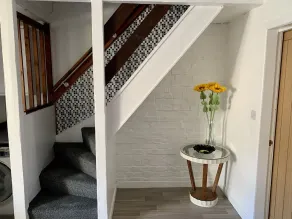 Fully Furnished Town House. - Image 2