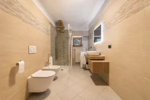 Apartment \"Glolo 2\" in the South of the Beautiful Lago di Molveno - Image 3