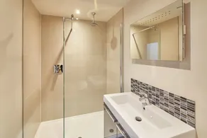 Host & Stay - Simon Howe Lodge - Image 2