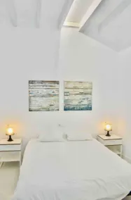 Seafront Villa Sa Pedrus - Image 4
