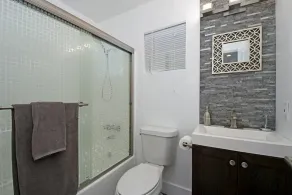 Amber Back · Stunning Beach Townhouse, newly remodeled - Image 5