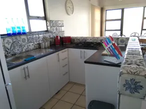 Rusoord Self-Catering Apartment - Image 5