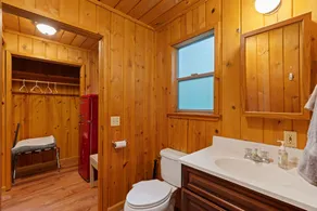 Armin - room Masoods Lodge - Image 3