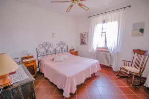 Villa with private pool 80 kms northern of Rome and 30 from Orvieto. 5 bedrooms - Image 2