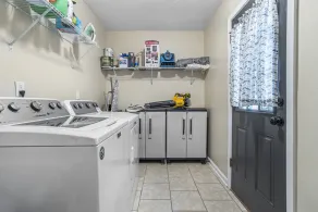 Centrally Located Cute Pet friendly 3b/2b in Golf Cart district of Ocean Springs - Image 3