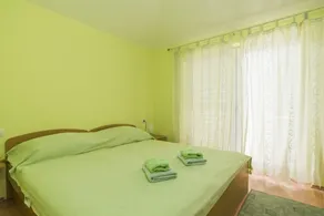 Apartment in Umag with Balcony, Air condition, WIFI (653-2) - Image 3