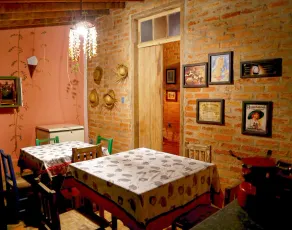 Beautiful rustic property for rest and relaxation. - Image 5