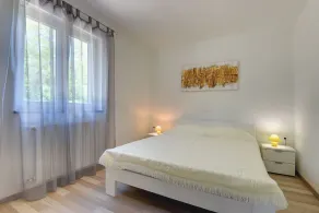 Smuk to-etagers villa med privat pool, aircondition, WiFi, grill og parkering til 5 biler - Image 4