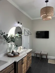 SOUTHERN LIVING! Newly renovated! Private with Mountain views-sleeps 16 - Image 2