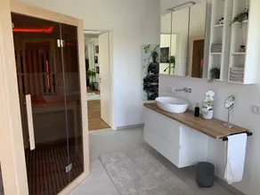Vacation home near the lake with whirlpool & infrared sauna - Image 2
