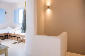 Luxury Villa 3 Bedrooms with Outdoor Jetted Pool and Sea & Sunset View - Image 2