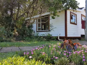 Dream Beach Self Catering Lodge - Image 3