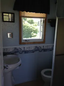Cottage Overlooking Sandy Beach - St. Peter's Harbour - Weekly Rental - Image 3