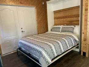 Beautiful Cabin Style Studio Surrounded By Nature - Image 5